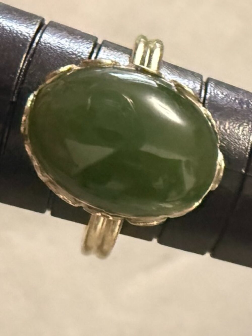 Green Oval Cabochon Statement Ring Gold Tone Vintage Style Size 7